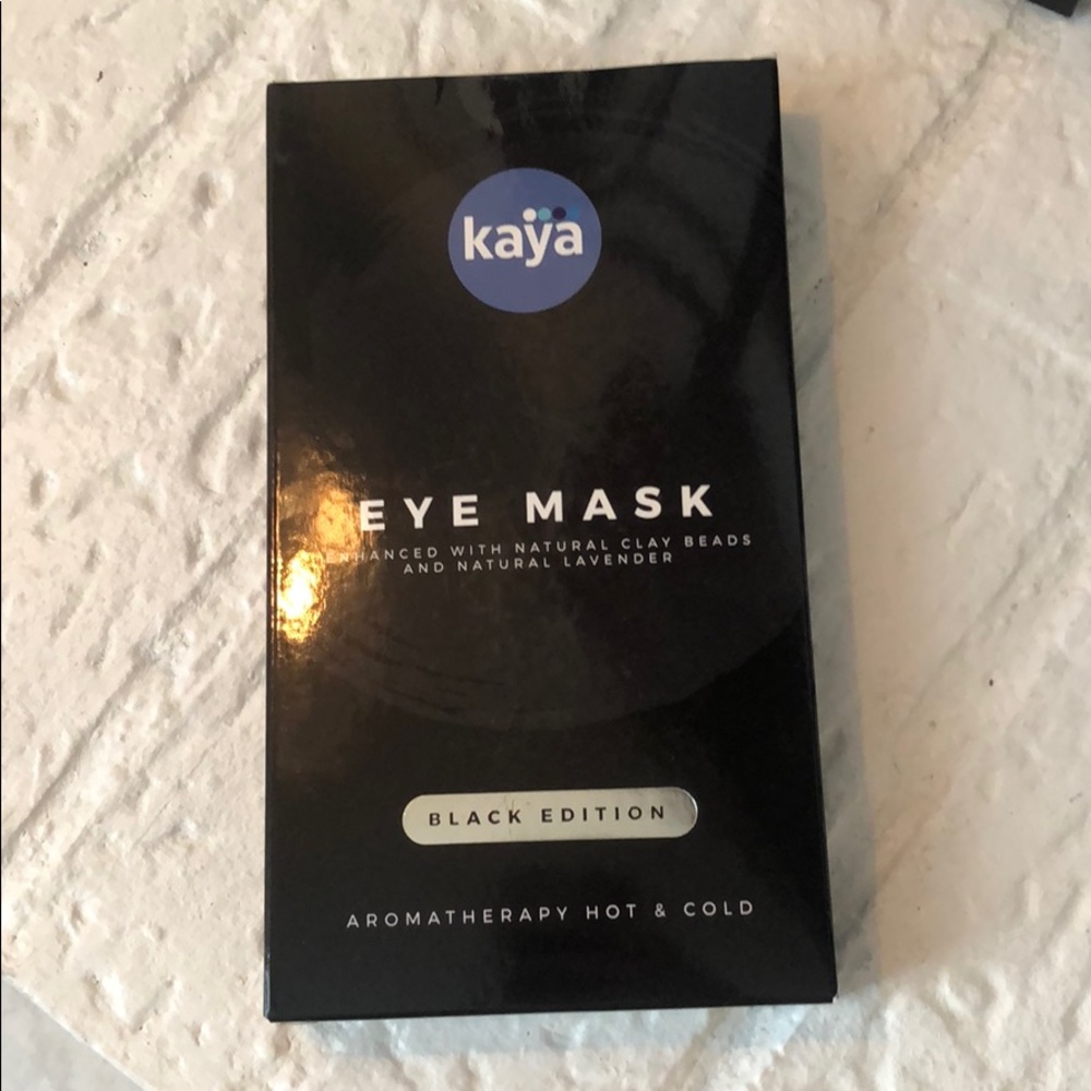 Kaya eye mask